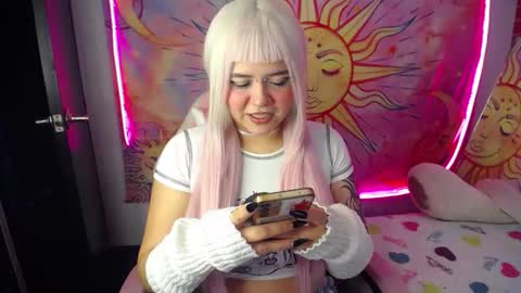  1 online show from 11-14-25, 04:11