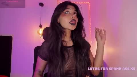 Snapshot of saraa_a19 chatting on 09-21-25, 05:42 sara uwu online show from 09-21-25, 05:42