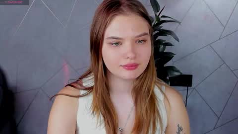 Snapshot of saraa_broown chatting on 03-02-26, 07:15 Sara online show from 03-02-26, 07:15