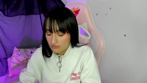 Sarah Ramirez online show from 01-26-25, 06:38