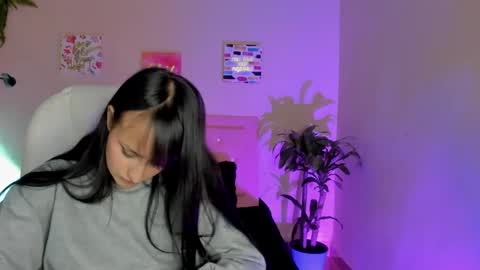 Sarah Ramirez online show from 02-27-25, 02:32