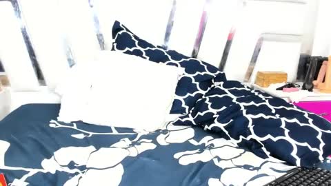 Snapshot of saraajhons chatting on 03-12-25, 02:41 Sara online show from 03-12-25, 02:41