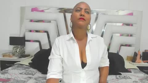 Snapshot of saraajhons chatting on 11-28-25, 09:06 Sara online show from 11-28-25, 09:06