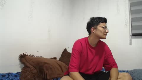 sara and thomas online show from 01-26-25, 03:27