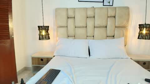sarablonde_t online show from 05-16-26, 07:45