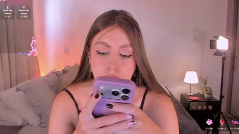 Snapshot of saracavali chatting on 07-27-26, 07:43 sara cavali online show from 07-27-26, 07:43