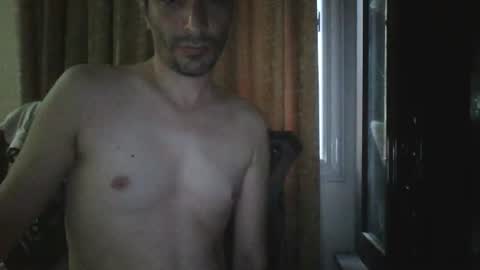 Snapshot of saraclit chatting on 07-19-26, 03:10 pass kika online show from 07-19-26, 03:10