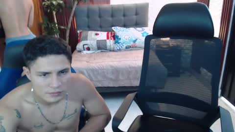 Snapshot of saraclub_jy chatting on 03-10-25, 08:01 saraclub online show from 03-10-25, 08:01