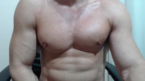 saradorj92 online show from 02-15-26, 07:51