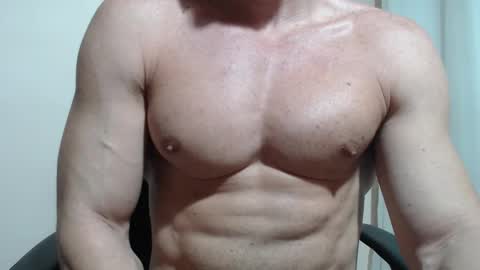 saradorj92 online show from 03-19-26, 08:02