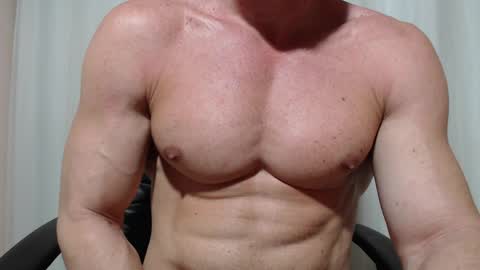 saradorj92 online show from 04-10-26, 06:51