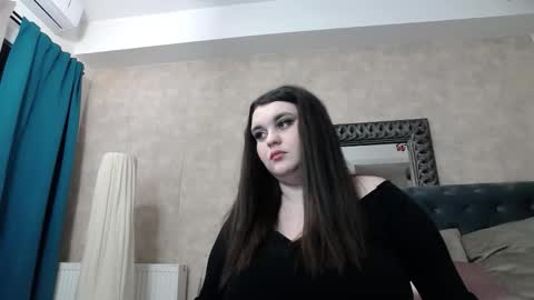 saraelise online show from 11-29-25, 11:02