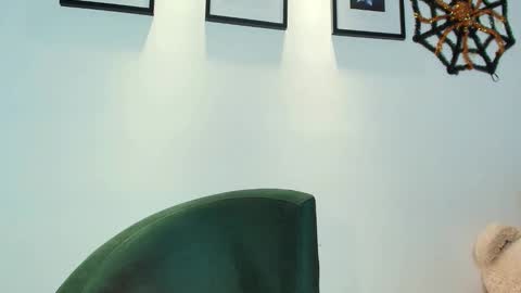 Snapshot of saraevil chatting on 12-15-25, 05:01 Sara online show from 12-15-25, 05:01