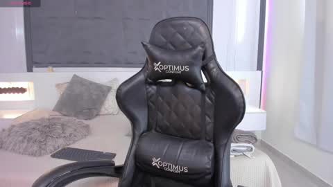  Sara Gomez  online show from 02-27-25, 04:21