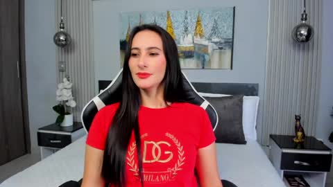 Snapshot of saragomez_1 chatting on 05-14-26, 03:19 Sara Gomez online show from 05-14-26, 03:19