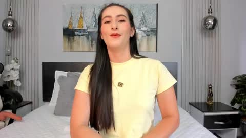 Snapshot of saragomez_1 chatting on 06-03-26, 01:57 Sara Gomez online show from 06-03-26, 01:57