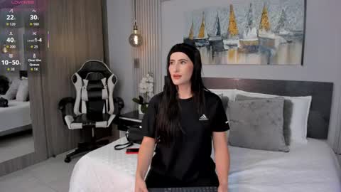 Snapshot of saragomez_1 chatting on 07-15-26, 12:32 Sara Gomez online show from 07-15-26, 12:32