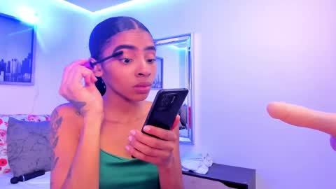 Snapshot of sarah_ashbourne chatting on 09-09-25, 12:05 sarah_ashbourne online show from 09-09-25, 12:05