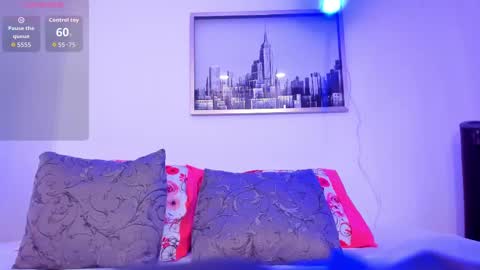 Snapshot of sarah_ashbourne chatting on 09-12-25, 11:54 sarah_ashbourne online show from 09-12-25, 11:54