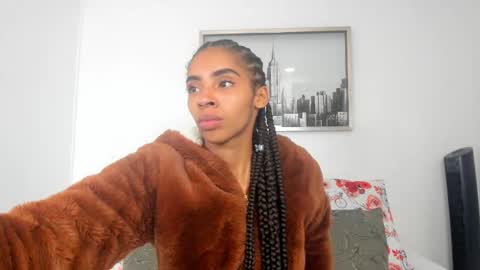 Snapshot of sarah_ashbourne chatting on 09-22-25, 11:45 sarah_ashbourne online show from 09-22-25, 11:45