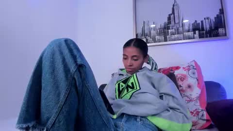 Snapshot of sarah_ashbourne chatting on 10-15-25, 05:24 sarah_ashbourne online show from 10-15-25, 05:24