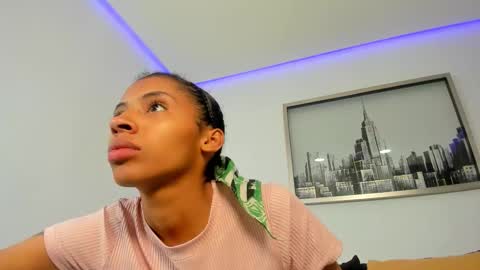 Snapshot of sarah_ashbourne chatting on 11-14-25, 12:15 sarah_ashbourne online show from 11-14-25, 12:15