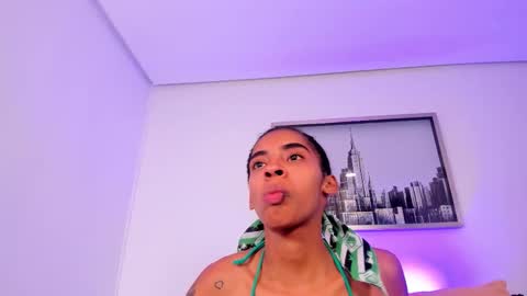 Snapshot of sarah_ashbourne chatting on 11-15-25, 03:59 sarah_ashbourne online show from 11-15-25, 03:59