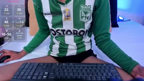 Snapshot of sarah_ashbourne chatting on 11-24-25, 01:49 sarah_ashbourne online show from 11-24-25, 01:49