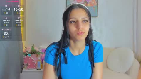Snapshot of sarah_blake_ chatting on 06-26-26, 07:57 Sara online show from 06-26-26, 07:57