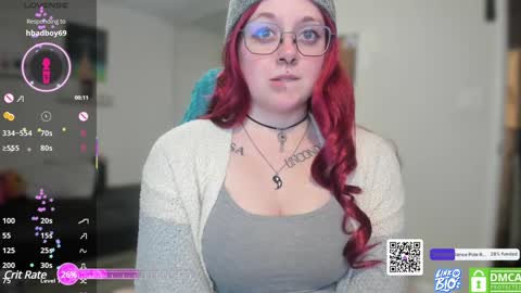 Snapshot of sarah_e_xx chatting on 01-27-25, 03:15 Sarah online show from 01-27-25, 03:15