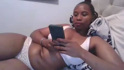 sarah_haggai online show from 10-26-25, 08:53