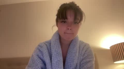 Snapshot of sarah_heart_aus chatting on 01-06-25, 09:30 Sarah Heart Aus online show from 01-06-25, 09:30