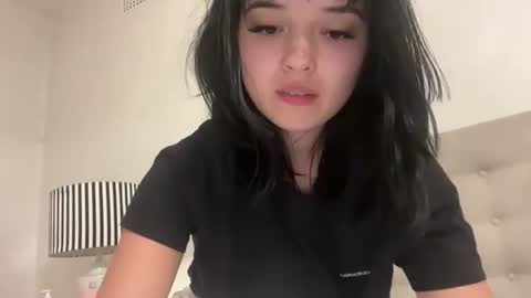 Snapshot of sarah_heart_aus chatting on 02-05-25, 11:55 Sarah Heart Aus online show from 02-05-25, 11:55