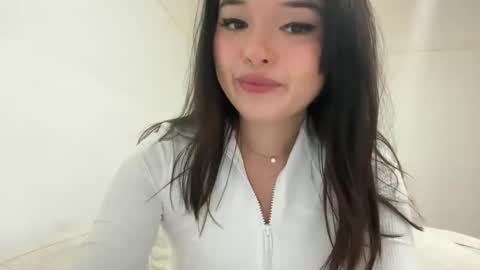 Snapshot of sarah_heart_aus chatting on 09-20-25, 01:06 Sarah Heart Aus online show from 09-20-25, 01:06