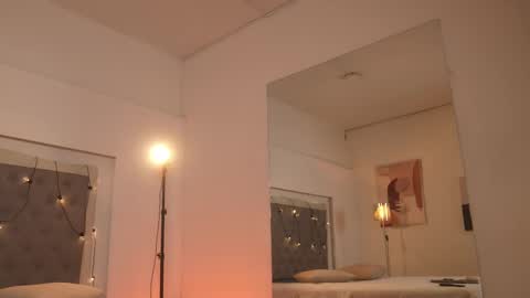       online show from 09-08-25, 07:46