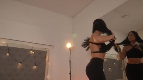       online show from 10-08-25, 07:44