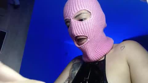 Snapshot of sarah_mistress_ chatting on 02-28-25, 05:26 Sarah online show from 02-28-25, 05:26