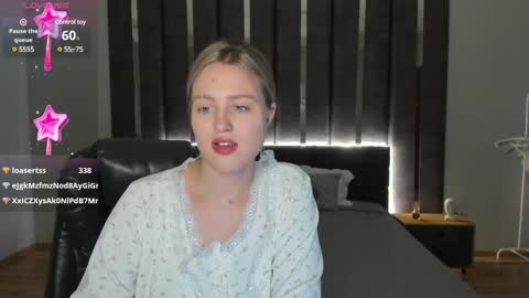 Snapshot of sarah_soul chatting on 01-05-25, 03:53 Sarah online show from 01-05-25, 03:53