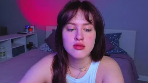 Snapshot of sarah_soul chatting on 06-07-26, 10:46 Sarah online show from 06-07-26, 10:46