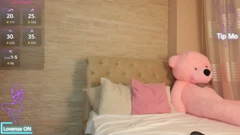 Snapshot of sarahadams chatting on 12-16-25, 05:23 Sara ONLY ACCOUNT onlyfans damn babygirlll online show from 12-16-25, 05:23