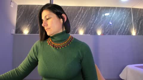 Sarah Deyvis online show from 02-04-25, 09:10