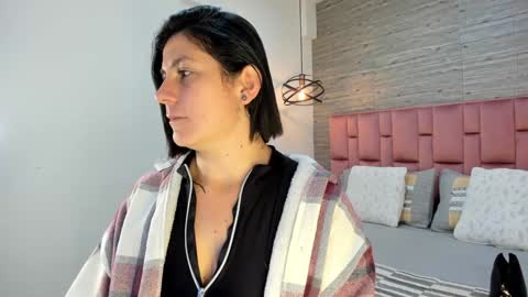 Sarah Deyvis online show from 02-08-25, 02:16