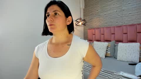 Sarah Deyvis online show from 02-10-25, 02:16