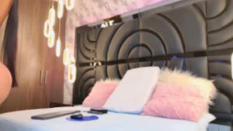 Sarah online show from 02-18-25, 11:22