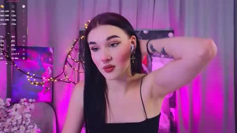 Sarah  online show from 12-01-25, 09:20