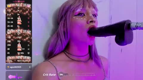 Snapshot of sarahi_camila chatting on 11-23-25, 06:13 online show from 11-23-25, 06:13