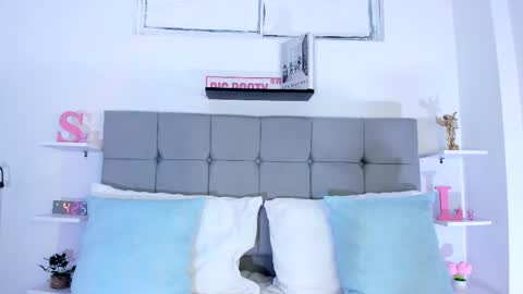 sarahlopezz290 online show from 09-26-25, 04:05