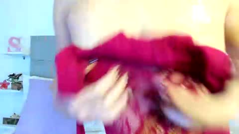 Snapshot of sarahlopezz290 chatting on 06-22-26, 03:47 sarahlopezz290 online show from 06-22-26, 03:47