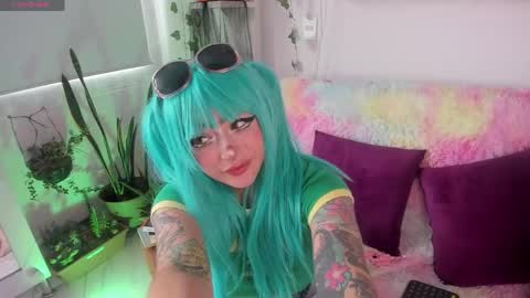 Sarah NEW ACCOUNT online show from 05-29-26, 07:56