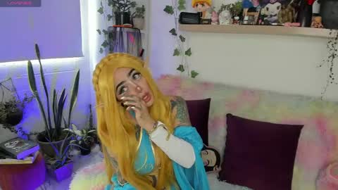 Sarah NEW ACCOUNT online show from 06-07-26, 05:49